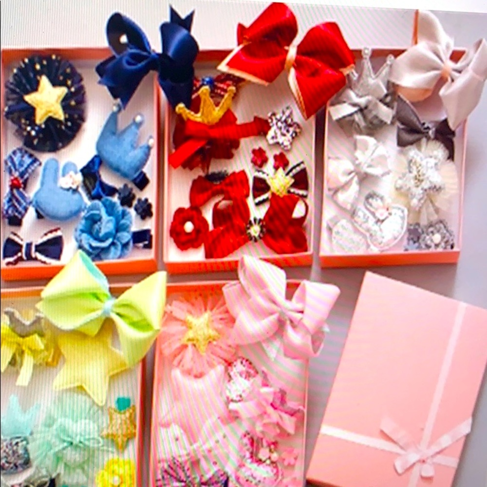 SALE: 2 for $20…Mix & Match! 10pcs Collection Baby Hair Clips and Bows